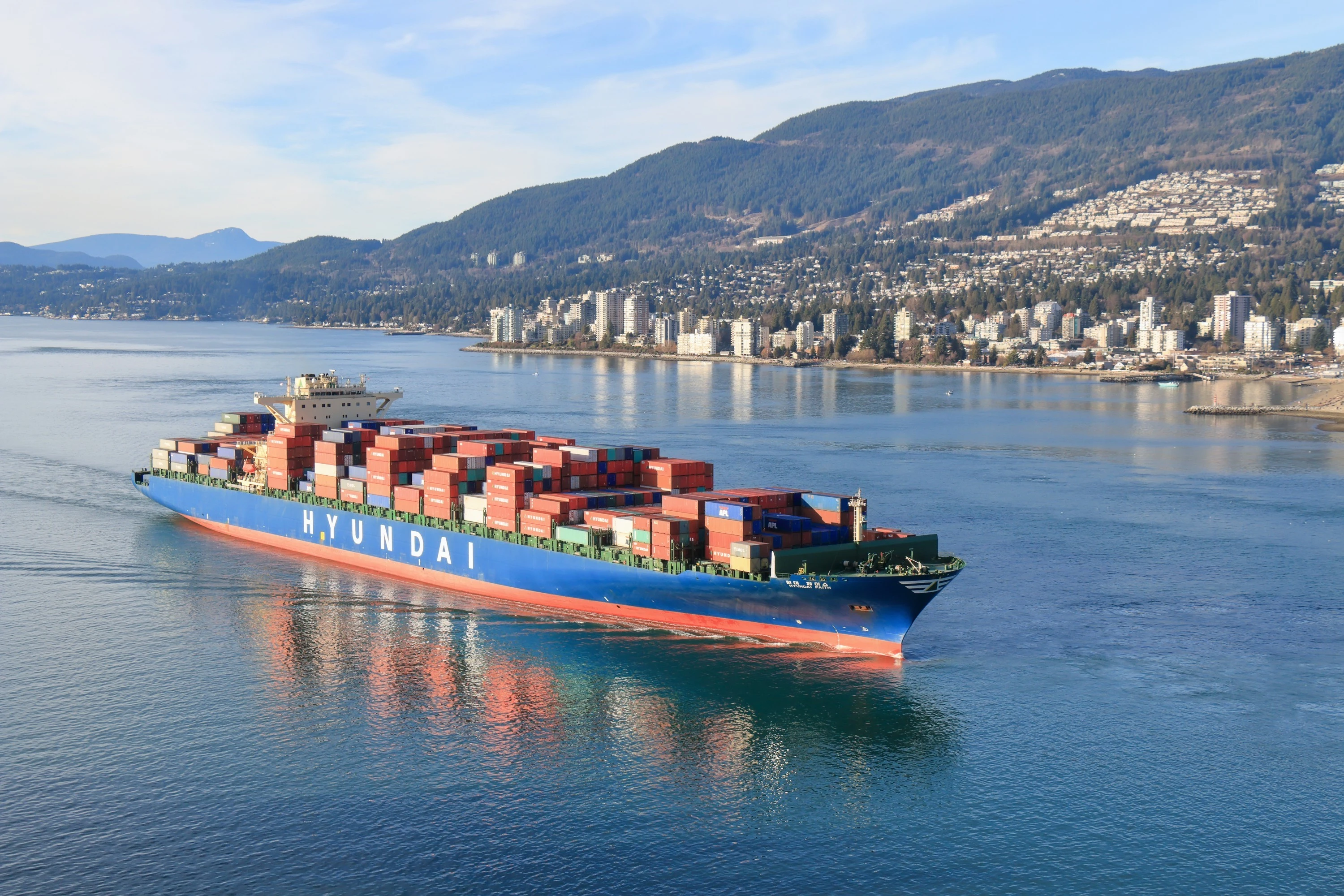 The Complete Guide to Shipping Goods to Canada: Customs, Duties and Regulations