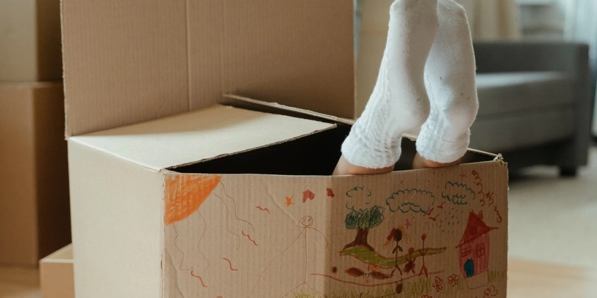 How to Keep Kids Busy on Moving Day