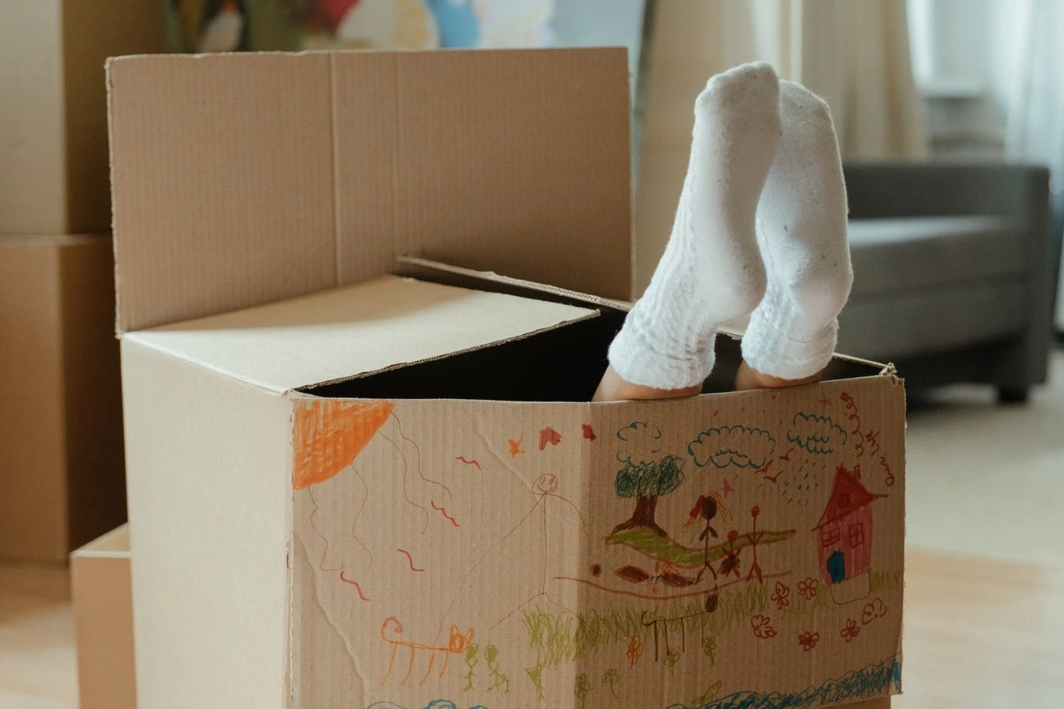 How to Keep Kids Busy on Moving Day