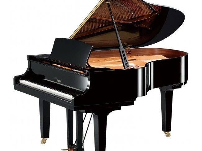 Yamaha C3XPE piano