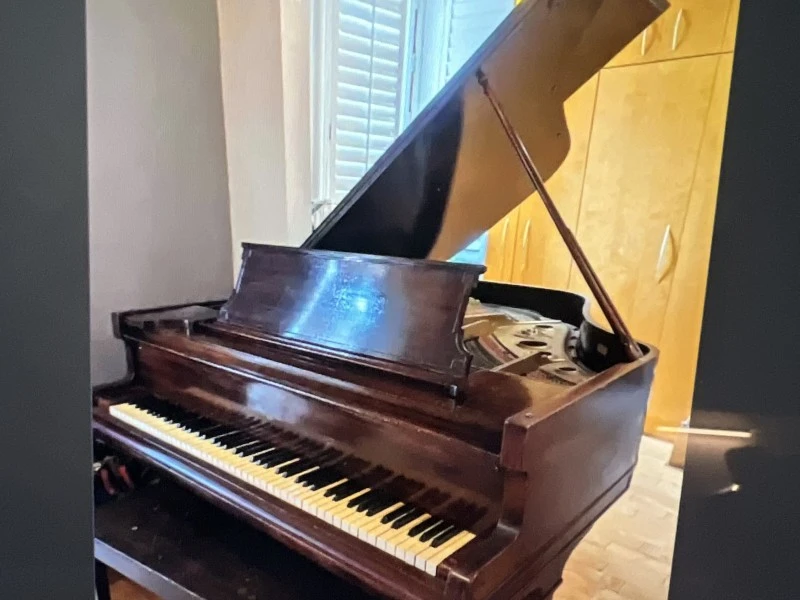 Weber piano