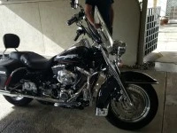 Motorcycle Harley Davidson 2000 Road King Classic