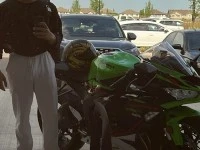 Motorcycle Kawasaki ZX6r